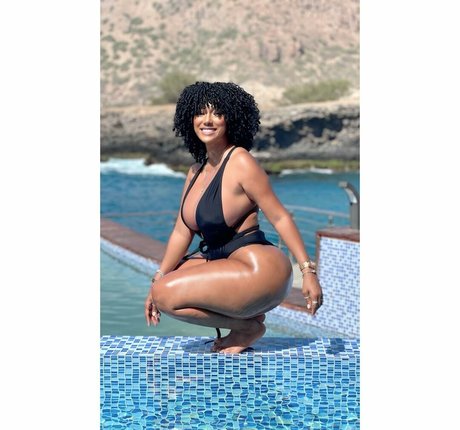 Sophie Likosky star du porno sexy galerie