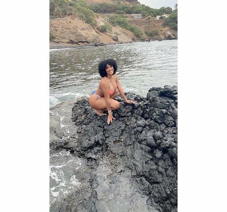 Sophie Likosky belle star du porno img