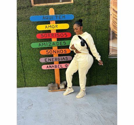 énorme gode onlyfans haut sexy collection