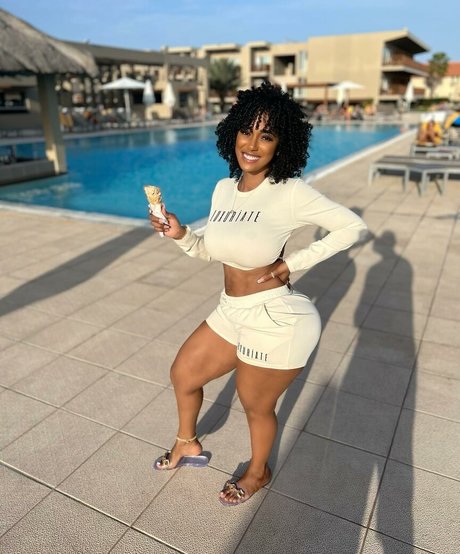 fans de star teen uniquement assez nue image