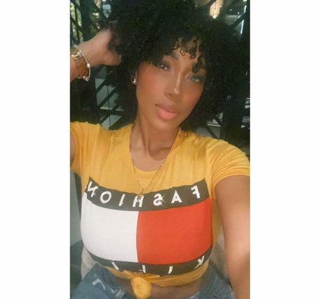 Sophie Likosky jolie actrice des photos