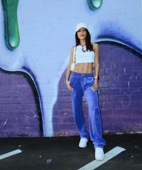 Vitoria Strada star du porno érotique archive