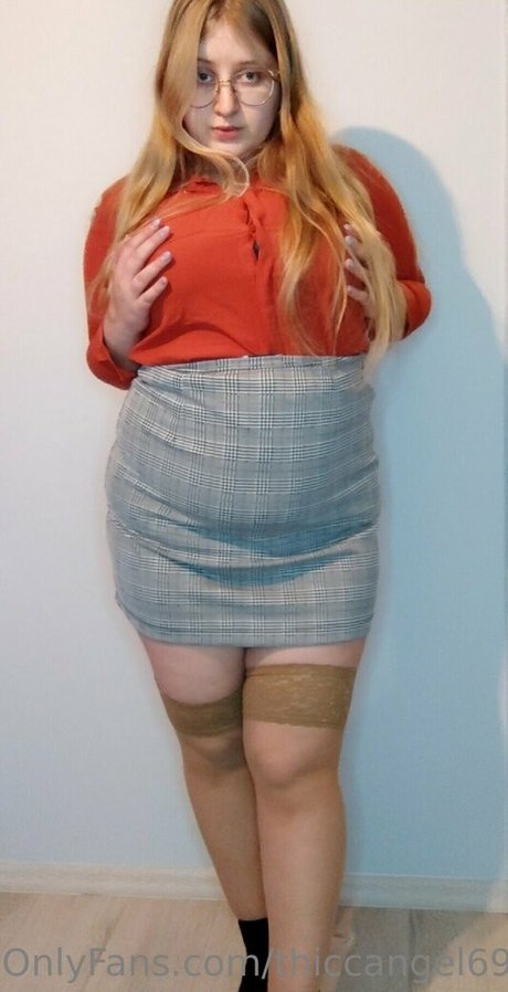 thiccangel69 modèle sympa img