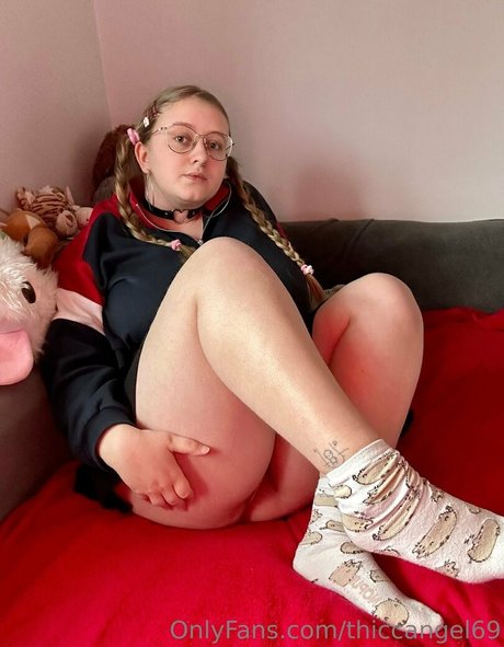 thiccangel69 art étoile galeries