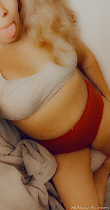 lolanuunya star du porno parfaite photos