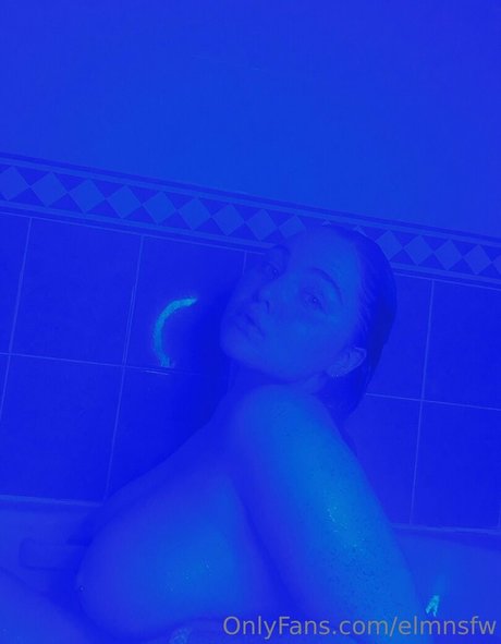 elmnsfw modèle sympa des photos