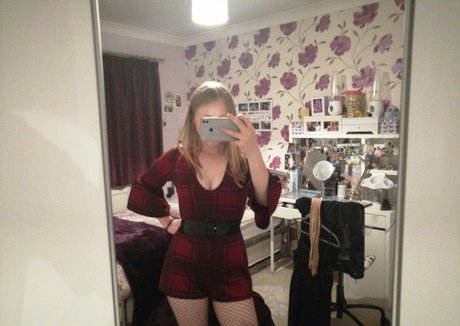 twink poilu onlyfans chaud nu image