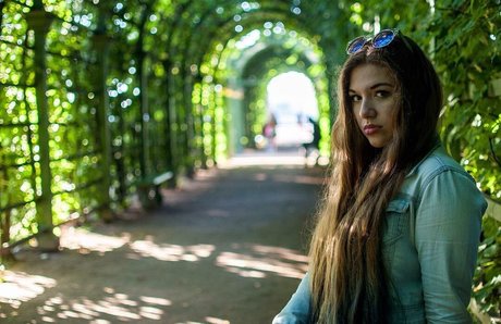 Sasha Shtern modèle xxx image