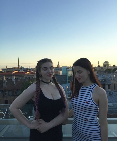 Sasha Shtern star du porno exclusive photos