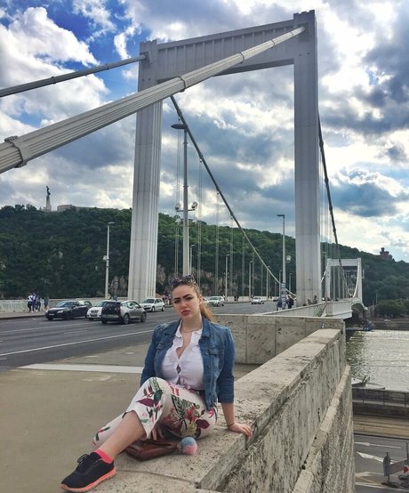 Sasha Shtern art de star du porno photos