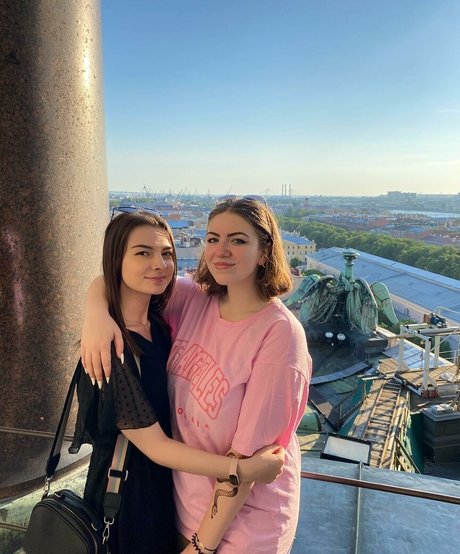 Sasha Shtern étoile sexy galeries