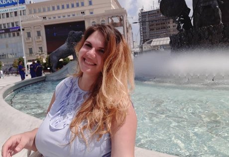 Eliza Stefanova art star du porno archive