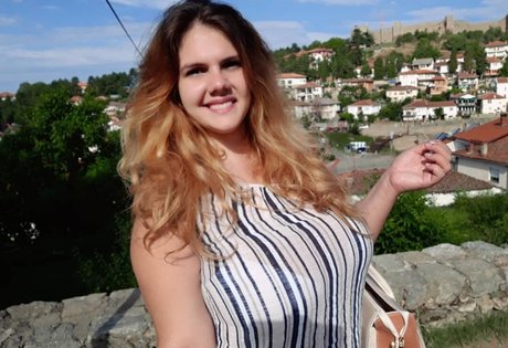 Eliza Stefanova actrice de nus image