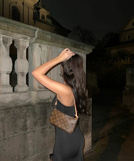 Sydney Ramolla beau modèle photos