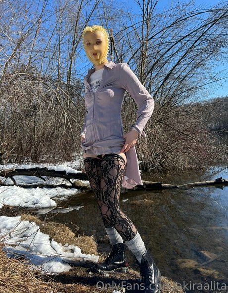 akiraalita modèle adulte des photos