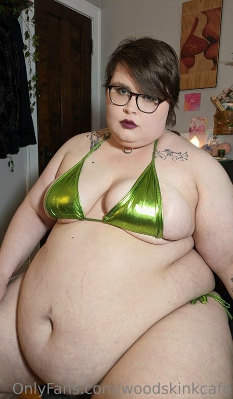 chaton potelé uniquementfans érotique chaud collection