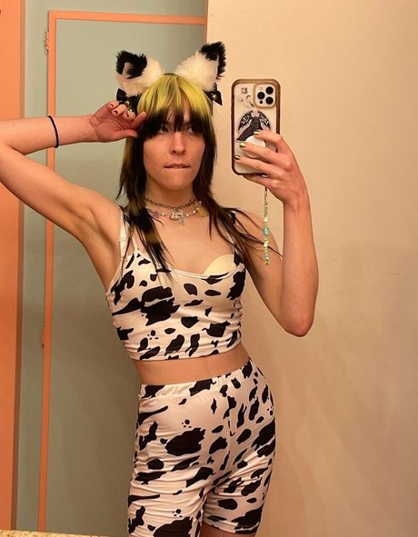 dorianelectra modèle érotique archive