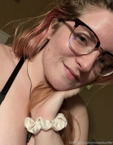 blonde aux gros seins onlyfans nus galerie