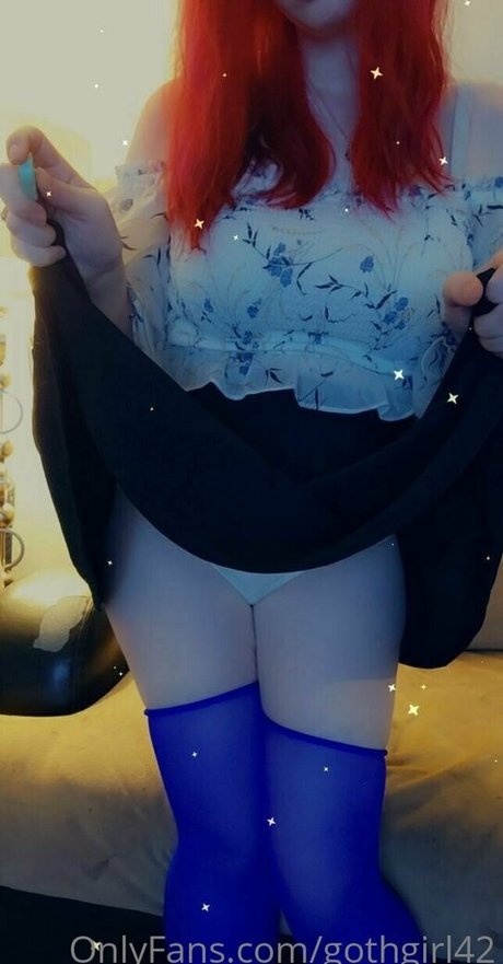 gothgirl42 actrice de nus des photos