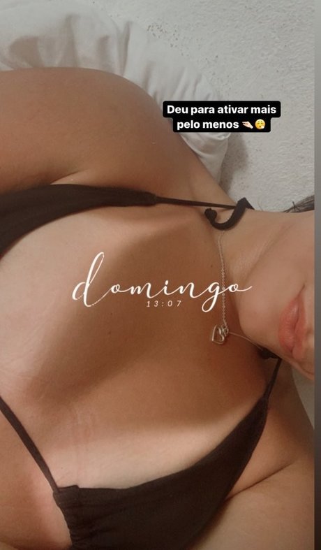 Christina Cleon haut étoile images