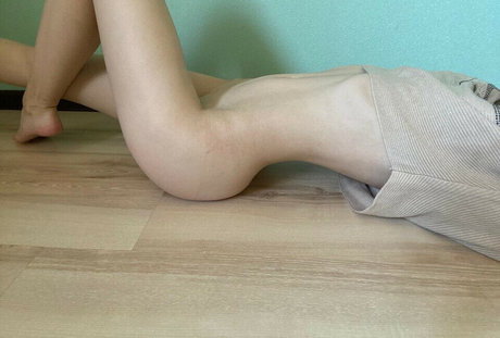 blonde aux gros seins onlyfans jolis nus image