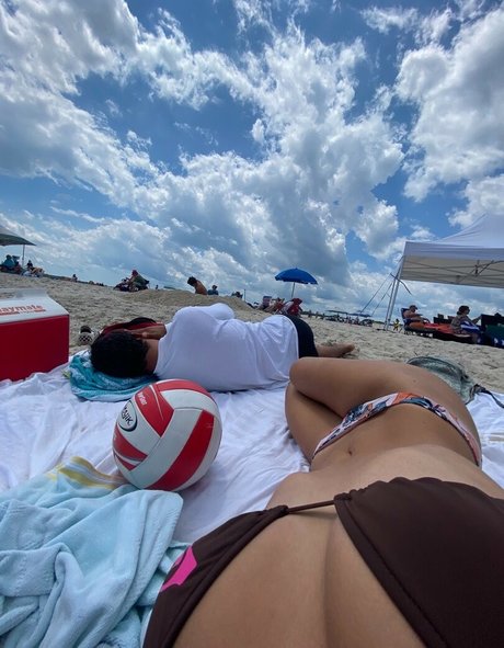 entraînement en salle de sport uniquement pour les fans porno gratuit image