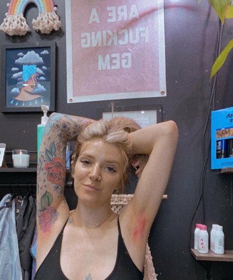 seitansm1stress modèle porno des photos