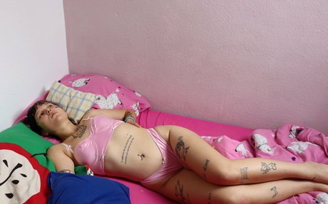 ichhabedasgeld étoile nue photo