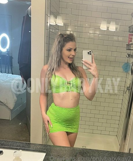 onlybabykay2 modèle porno photos