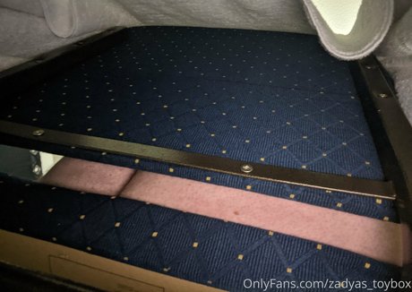 chaton courbé onlyfans érotique sympa photos