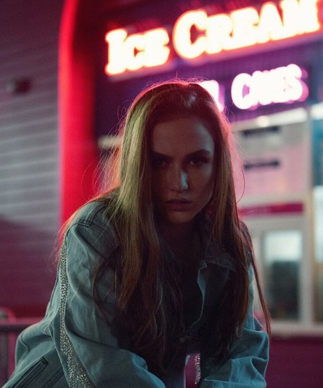 ébène baise onlyfans art haute définition collection