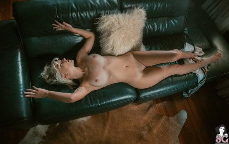 Sophie Anne modèle sexy des photos