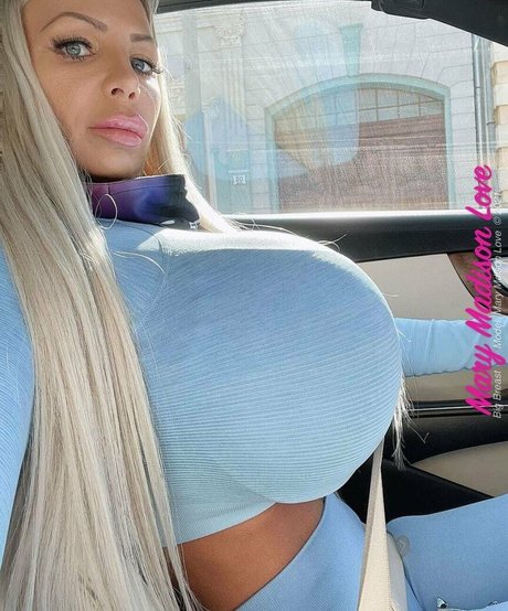 marymadison nus étoiles img