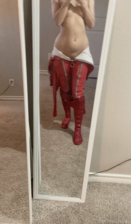 virtuallylewd modèle de haute qualité img