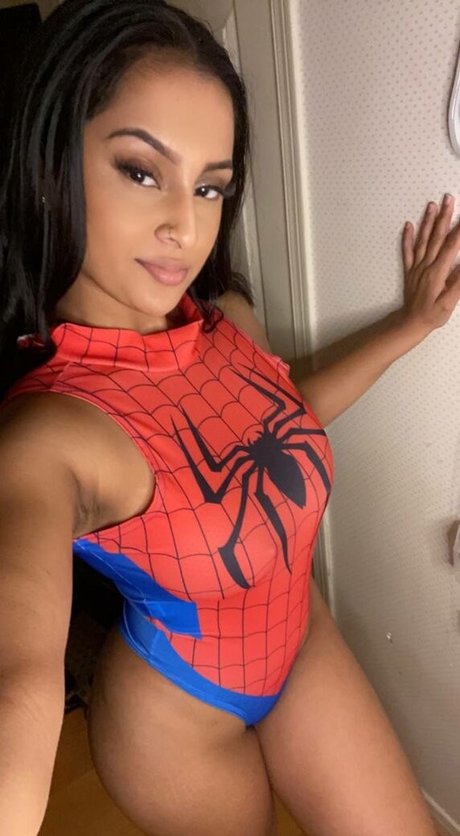 Sofia Rai star du porno gratuite photos