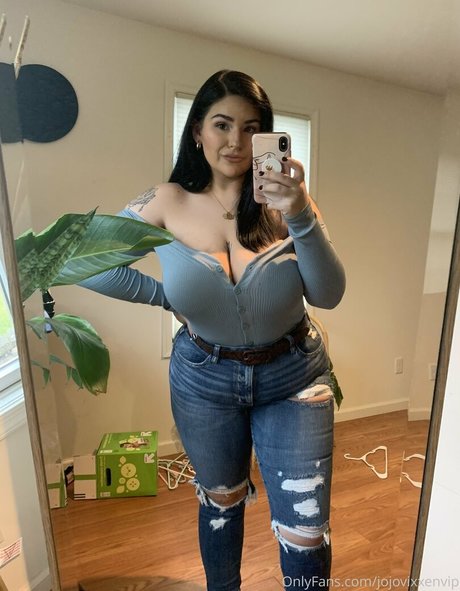 chaton courbé onlyfans art sexy archive