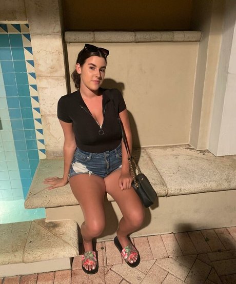 Lizzy Rae étoile xxx images