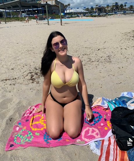 Lizzy Rae art modèle photo