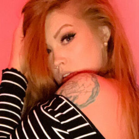 Lilredhydra modèle pornographique archive