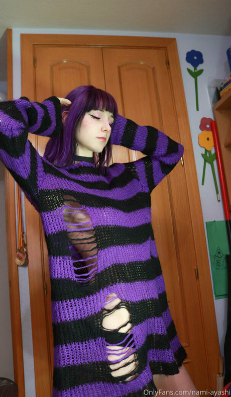 nami ayashi modèle xxx images