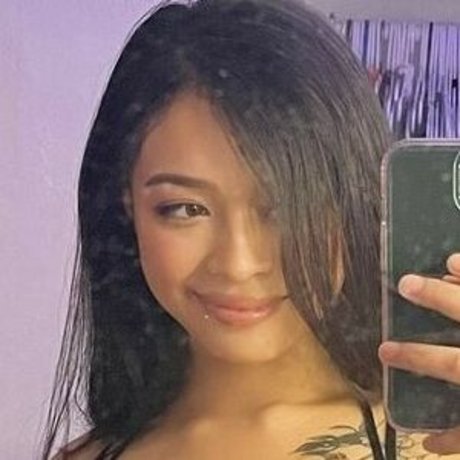 femme seulementfans beau pornographique des photos