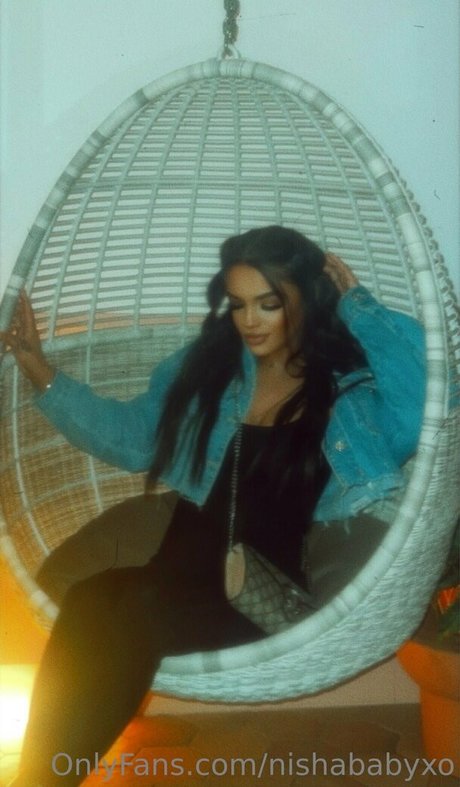 nishababyxo modèle érotique archive