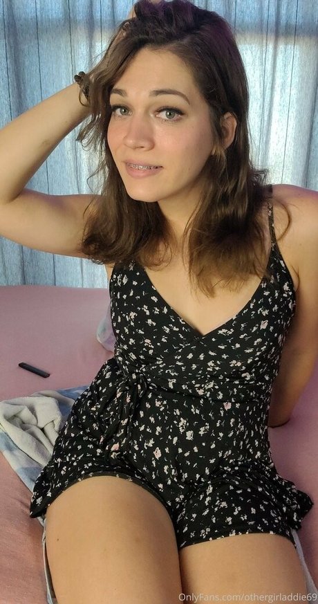 brunette onlyfans chaud xxx des photos