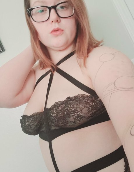 elizabethlily19 modèle sexy archive