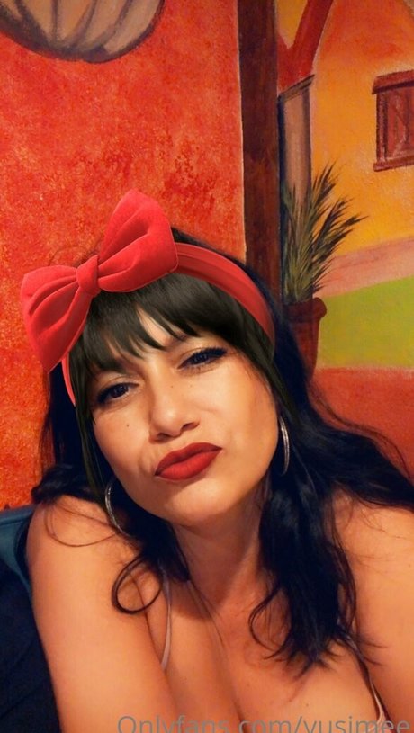 yusimee actrice hd image