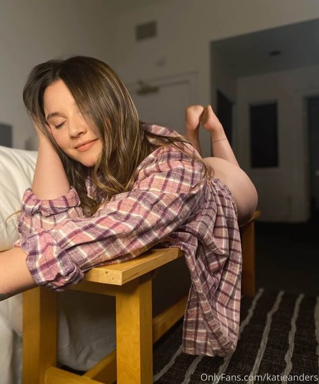 Katie Rose Anders étoile gratuite archive