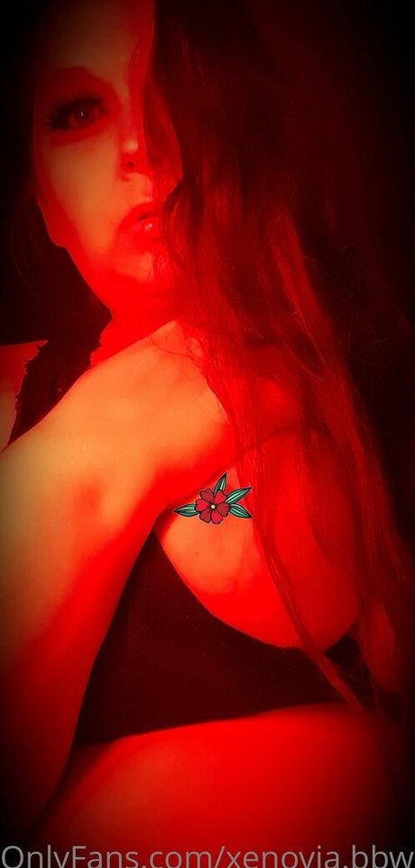 xenovia bbw star érotique img