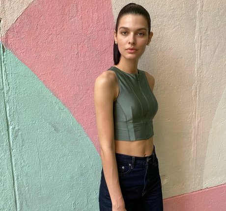 Sasha Zotova meilleure star du porno photo