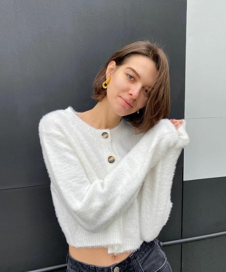 Sasha Zotova actrice érotique photos