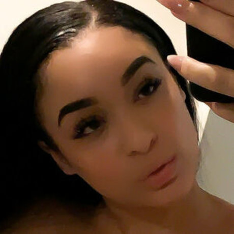 épouse arabe onlyfans belle définition des photos